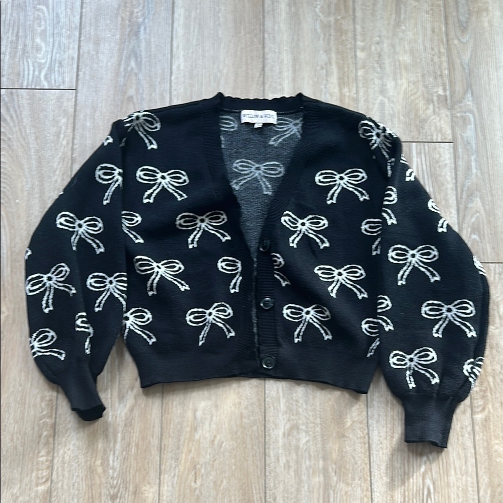 Willow&Wind Black and White Bow Cardigan